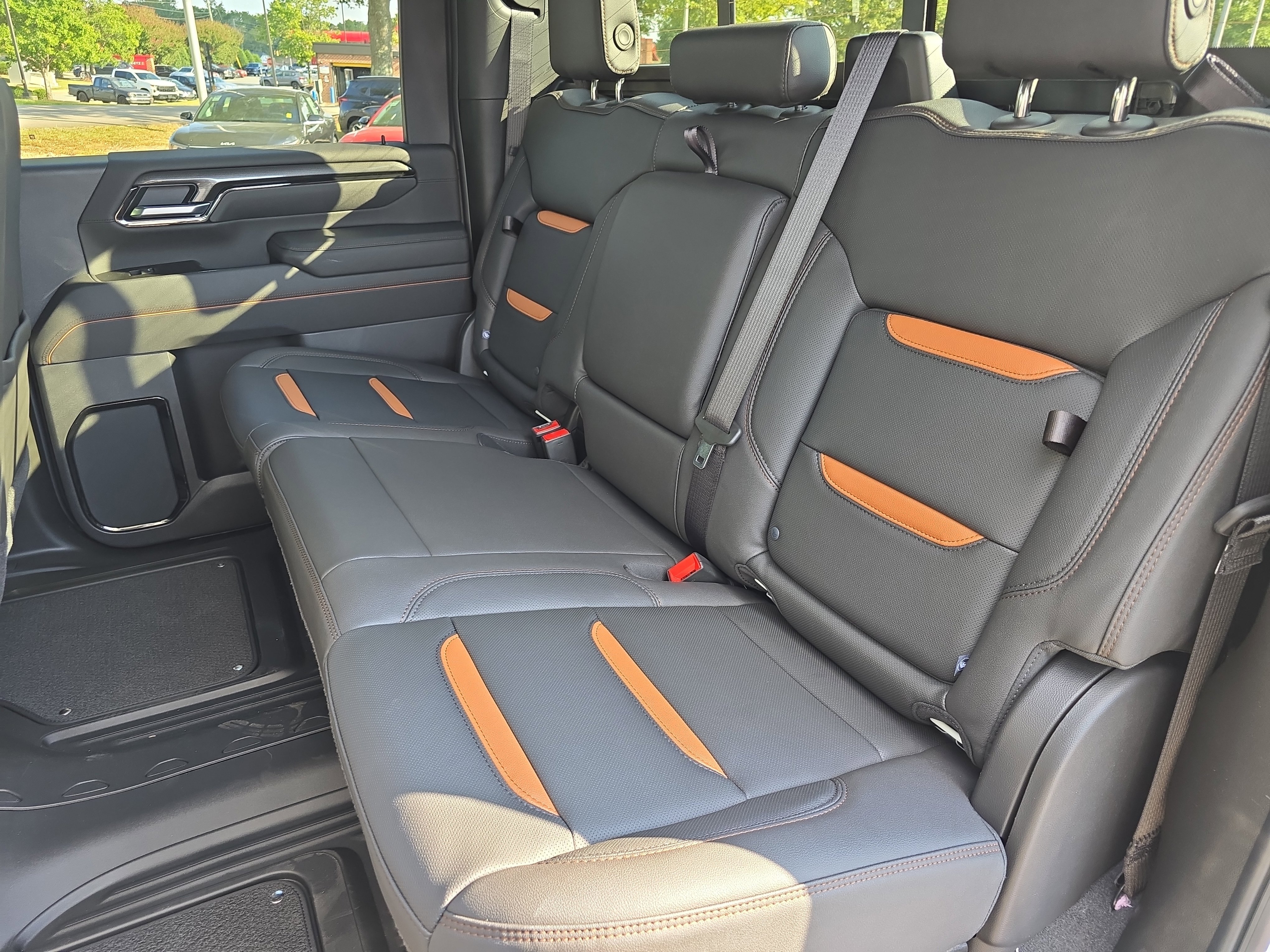 New 2026 GMC Sierra 2500 AT4 w/ AT4 Premium Plus Package image 16
