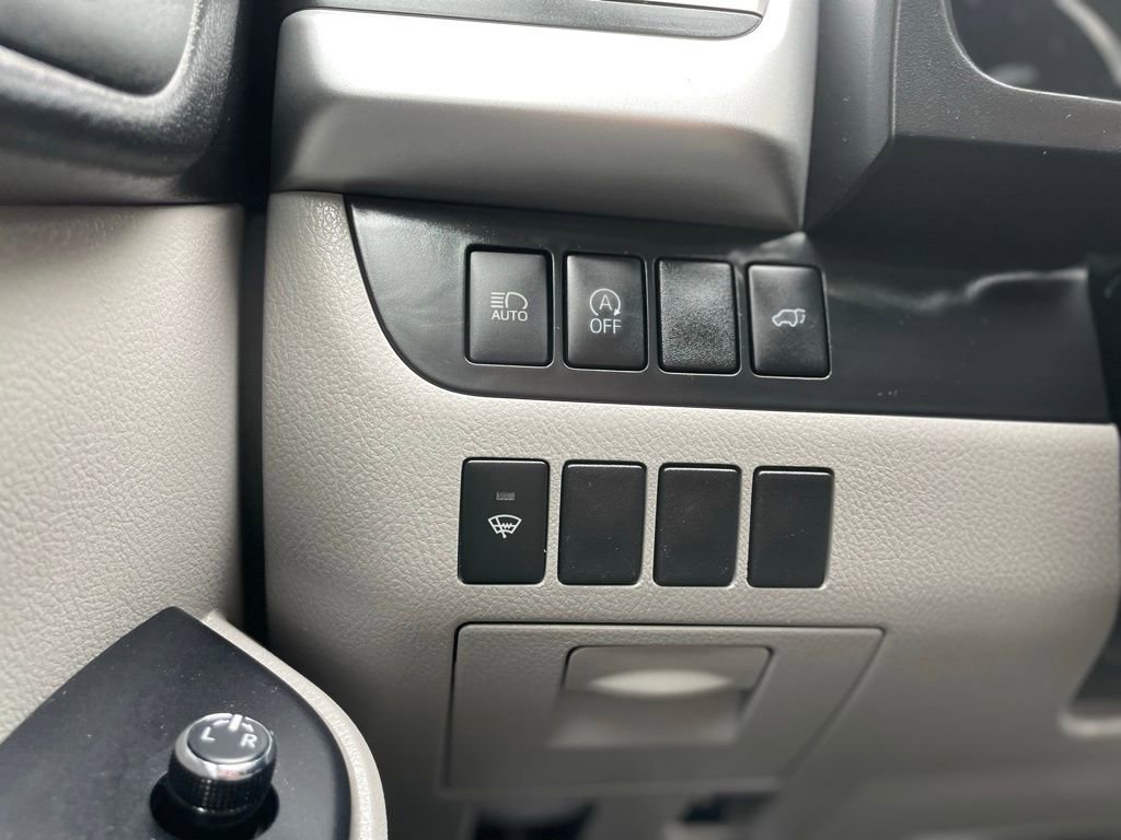 Used 2018 Toyota Highlander XLE AWD/4WD image 10