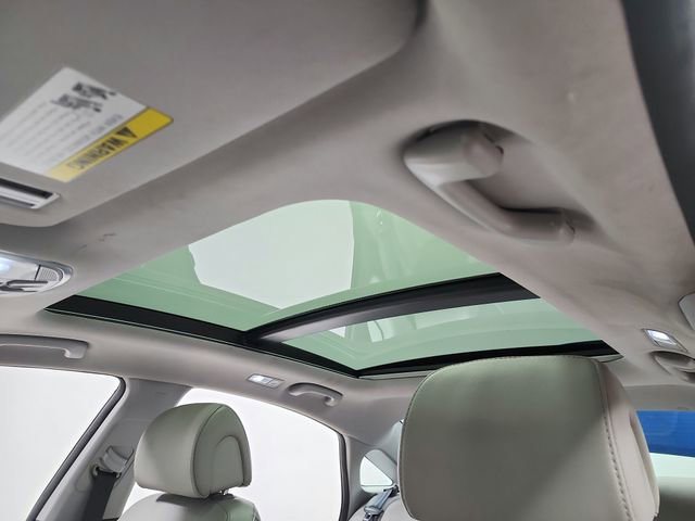 Used 2016 Hyundai Sonata Limited w/ Option Group 04 image 22