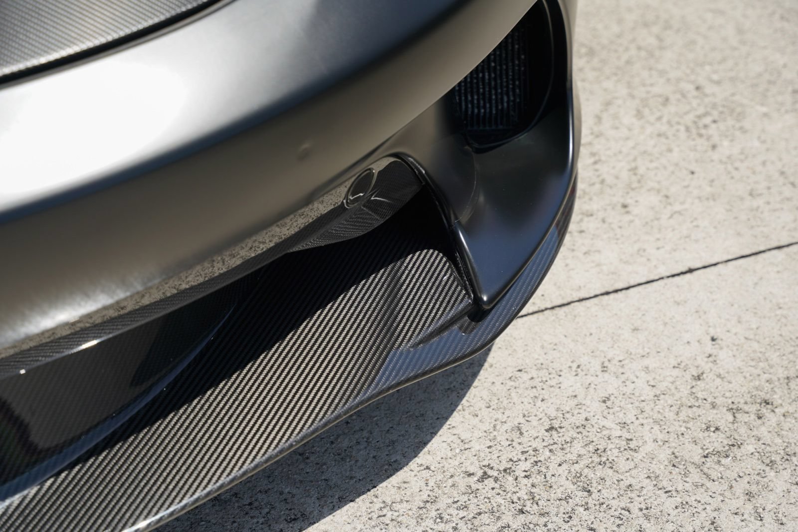 Used 2020 McLaren GT RWD image 8