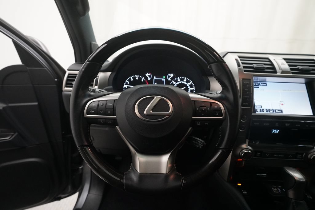 Used 2020 Lexus GX 460 Premium w/ Premium Package AWD/4WD image 4