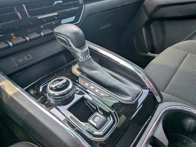 Used 2024 GMC Canyon Elevation w/ Convenience Package image 17