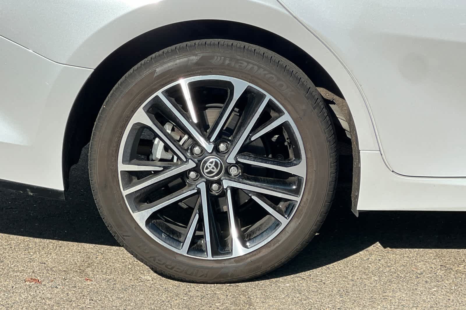 Certified 2025 Toyota Camry XLE w/ Premium Package AWD/4WD image 20
