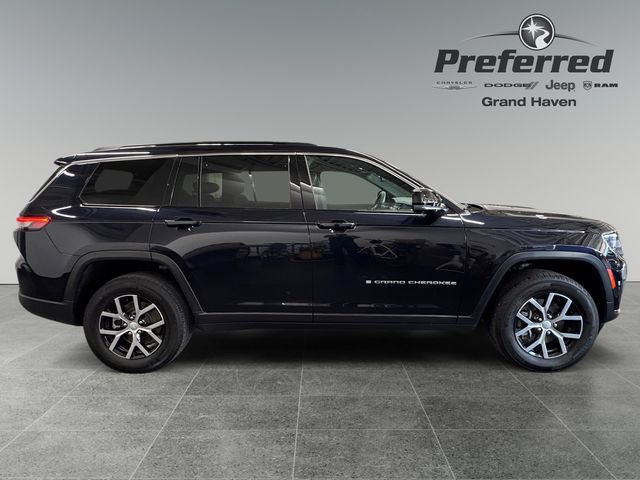 Used 2024 Jeep Grand Cherokee L Limited w/ Luxury Tech Group II AWD/4WD image 9