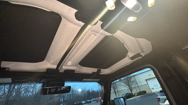Used 2020 Jeep Gladiator Rubicon image 11
