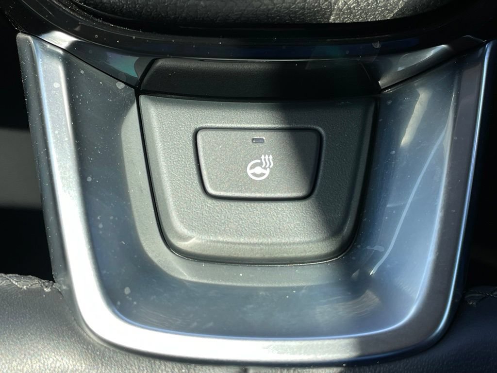 Used 2025 Honda Pilot Elite image 16