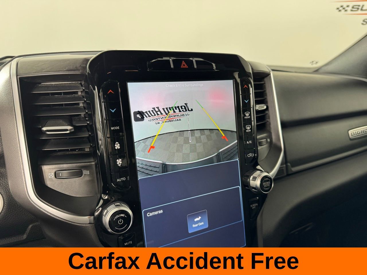 Used 2024 RAM 2500 Big Horn w/ Level 2 Equipment Group image 3