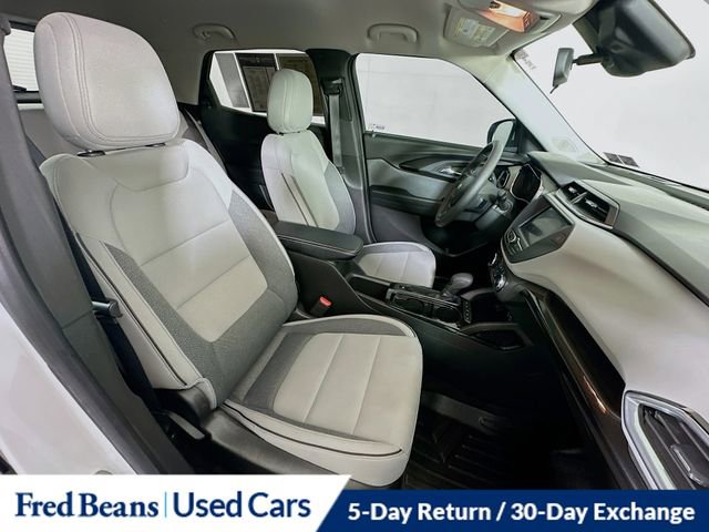 Used 2022 Chevrolet TrailBlazer LT AWD/4WD image 28