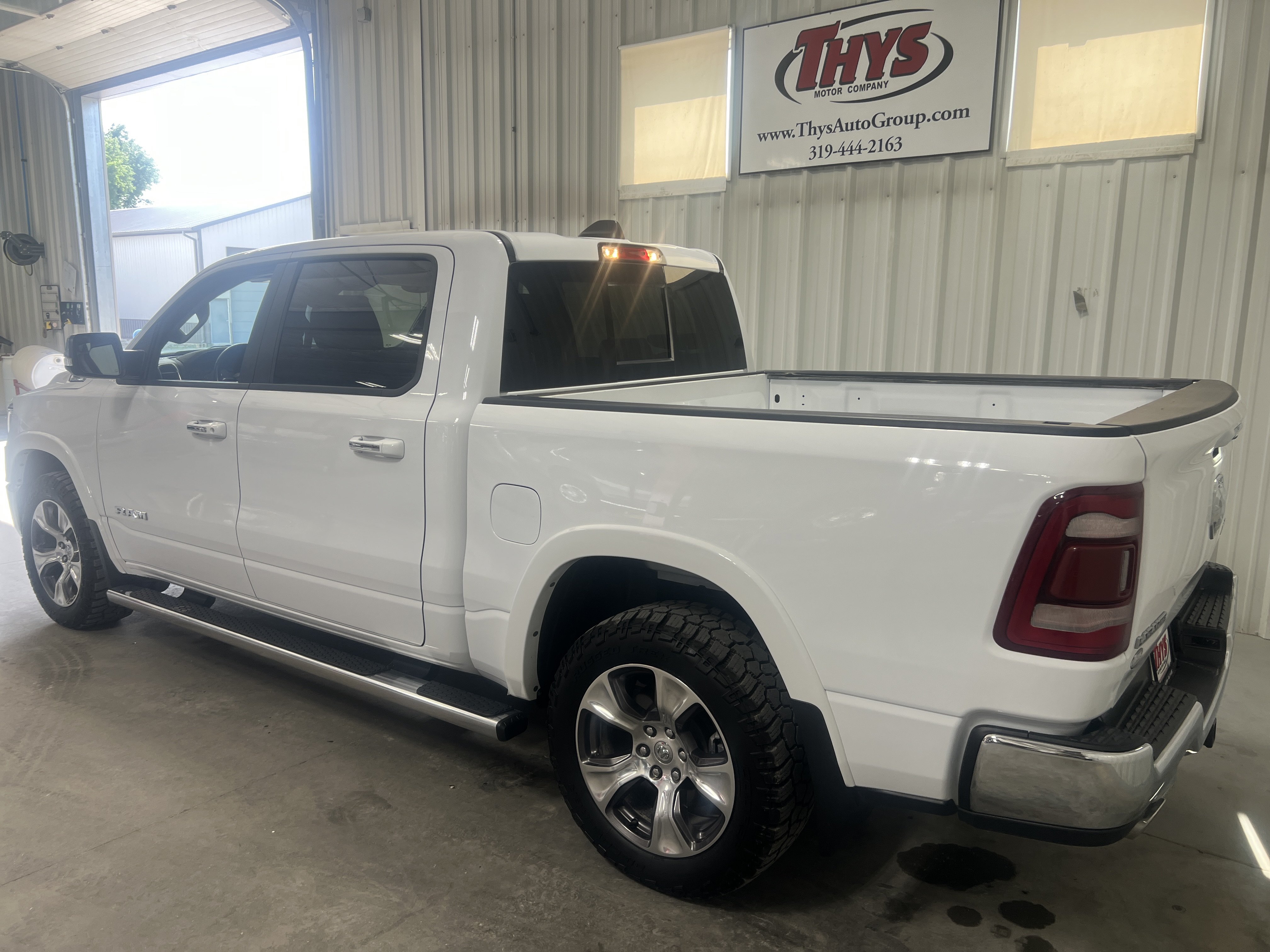 Used 2022 RAM 1500 Laramie AWD/4WD image 15