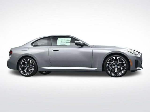 New 2026 BMW 230i xDrive Coupe w/ Premium Package AWD/4WD image 28