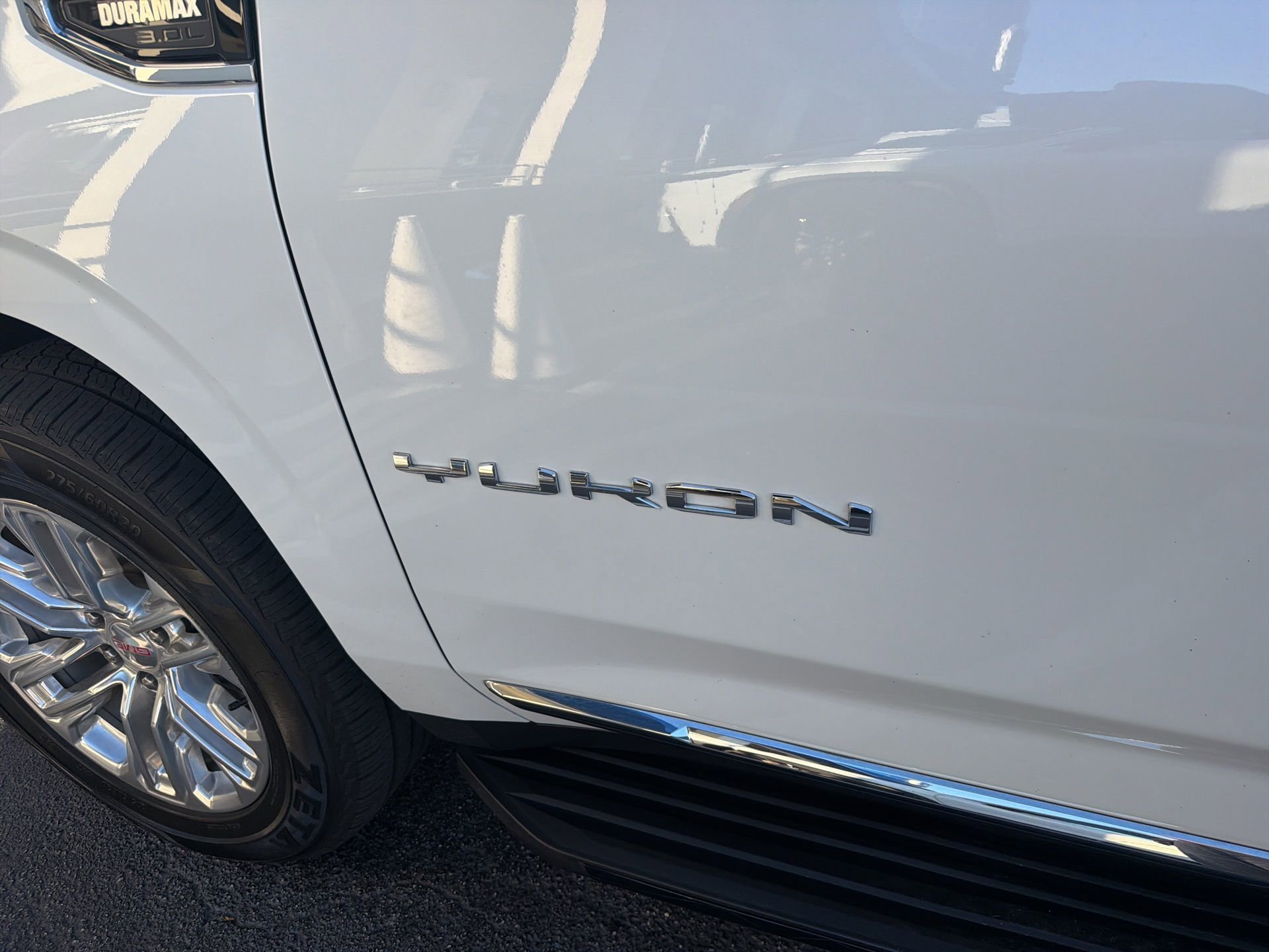 Used 2023 GMC Yukon SLT image 18