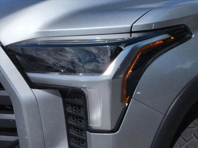 Used 2024 Toyota Tundra SR5 w/ SR5 Convenience Package AWD/4WD video 2