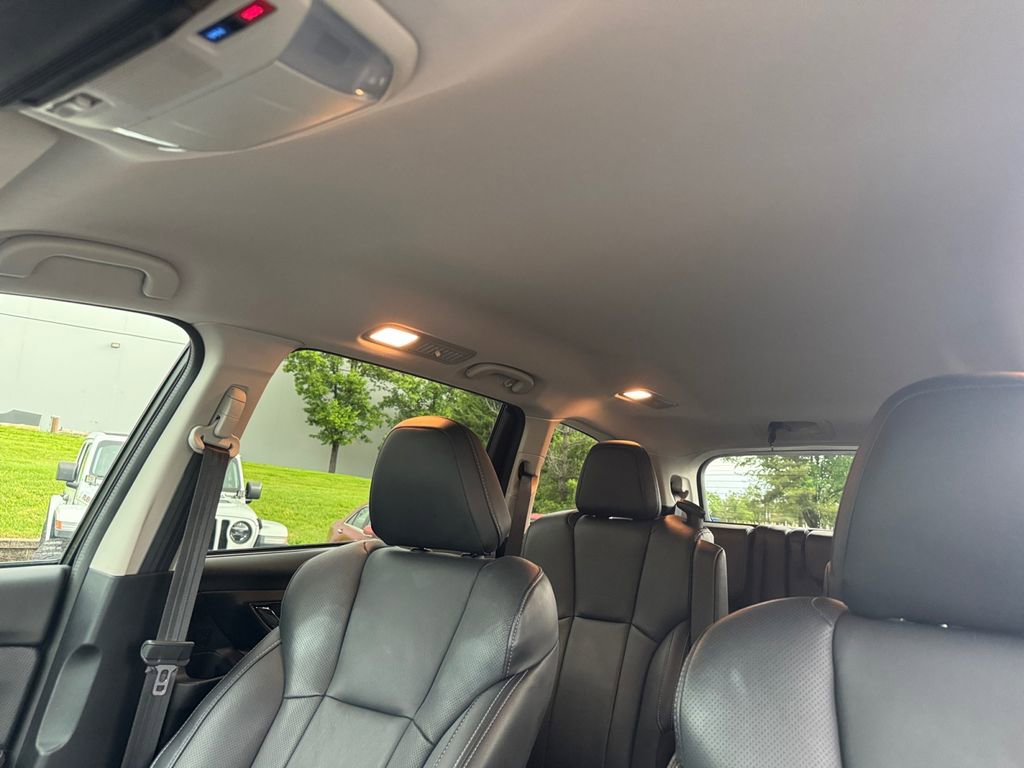 Used 2023 Subaru Ascent Limited AWD/4WD image 13