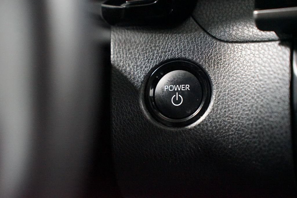 Certified 2025 Toyota Camry SE image 24