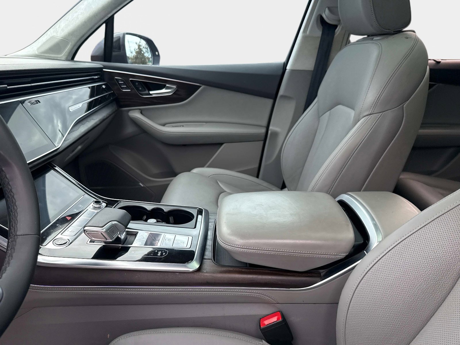 Used 2022 Audi Q7 3.0T Prestige image 25