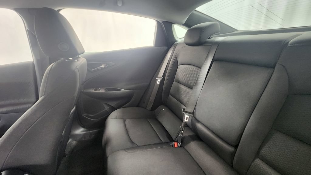 Used 2024 Chevrolet Malibu LT FWD image 14