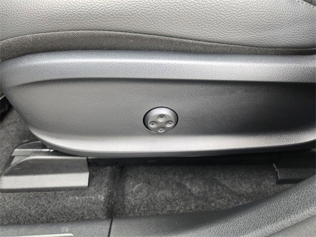 Used 2024 Mercedes-Benz EQB 300 300 image 11