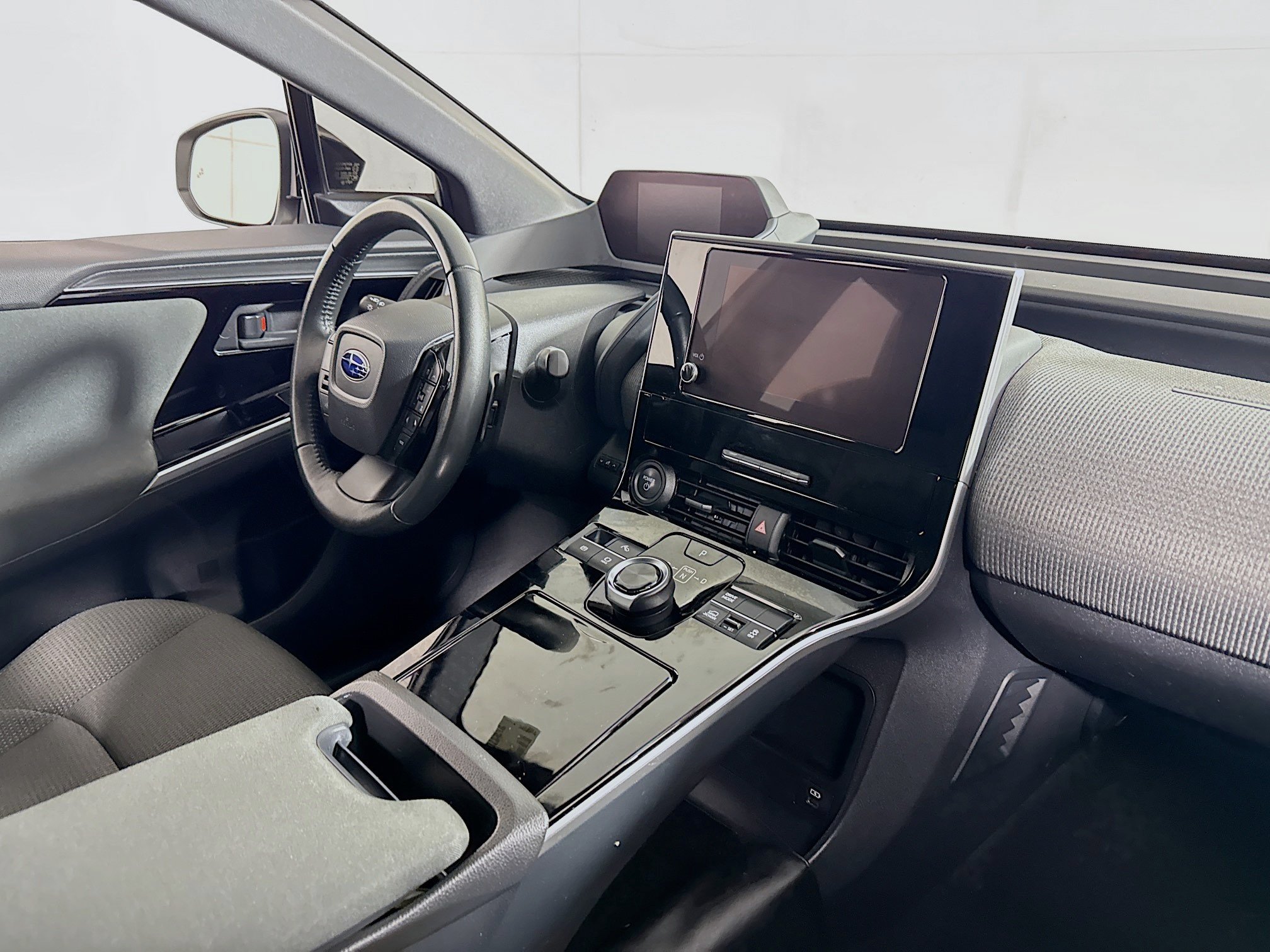 Used 2023 Subaru Solterra AWD image 26
