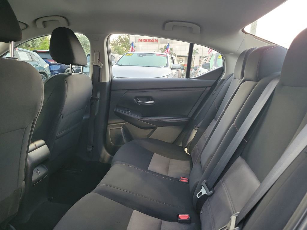 Used 2023 Nissan Sentra SR w/ Trunk Package image 7