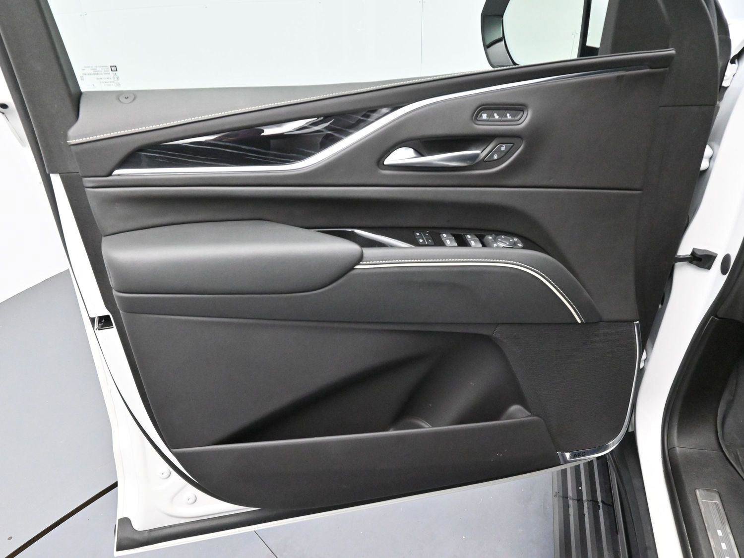 Certified 2023 Cadillac Escalade V AWD/4WD image 13