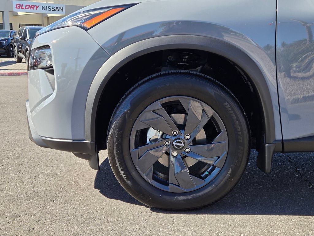 Certified 2026 Nissan Rogue SV w/ Cold Weather Package AWD/4WD image 9