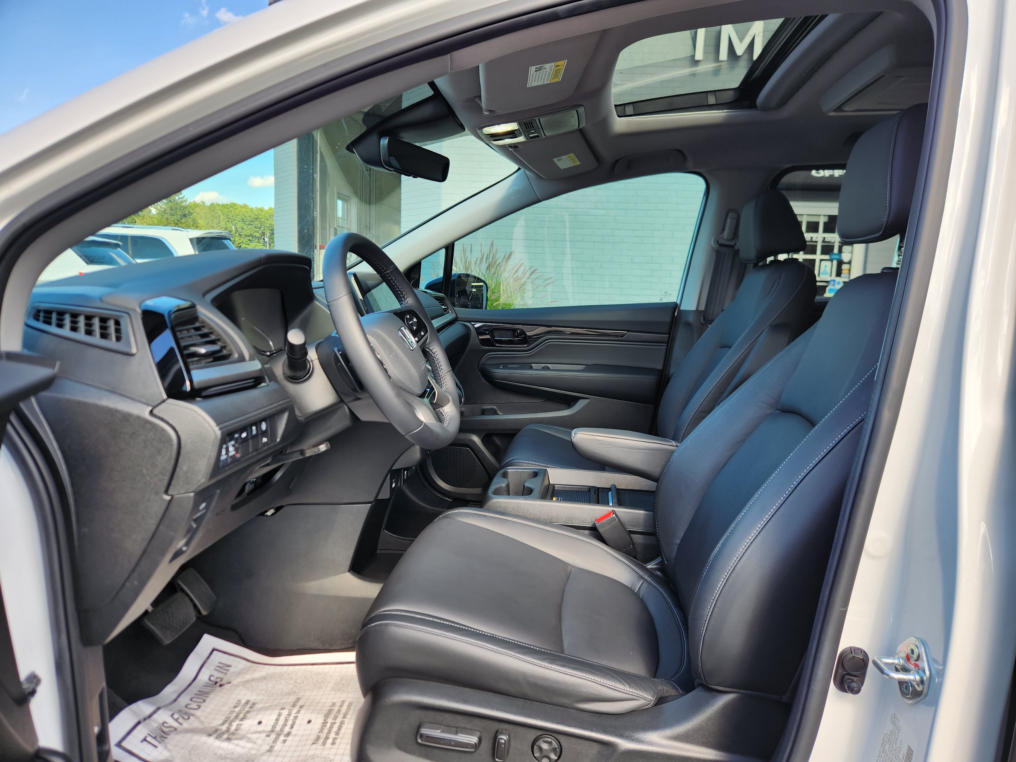 Used 2024 Honda Odyssey Touring image 16
