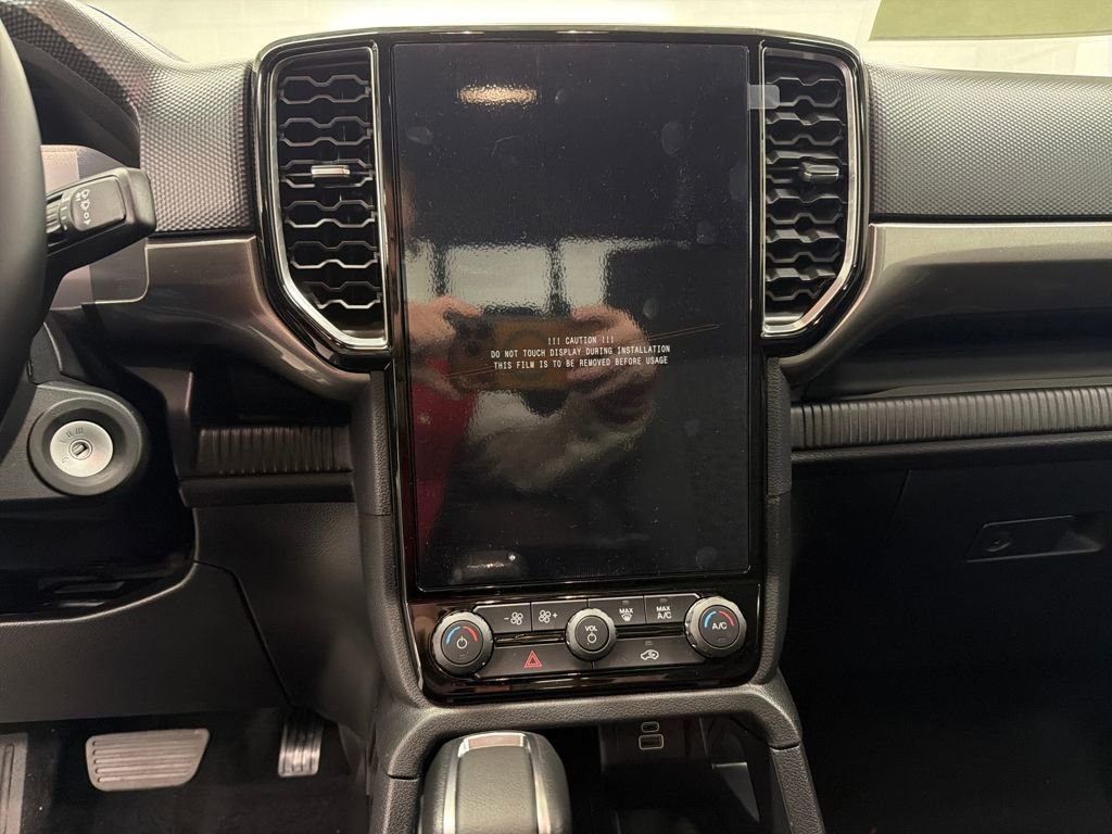 New 2025 Ford Ranger XLT w/ Equipment Group 301A High image 21