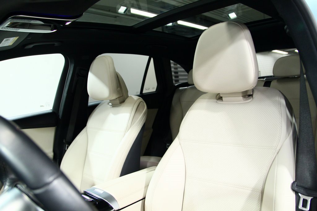 Used 2025 Mercedes-Benz GLC 300 GLC 300 image 18