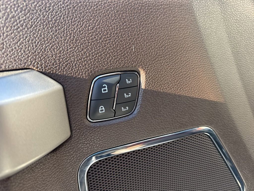 Used 2020 Ford F350 King Ranch w/ Tremor Off-Road Package image 11