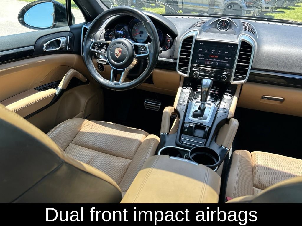 Used 2017 Porsche Cayenne S AWD/4WD image 9