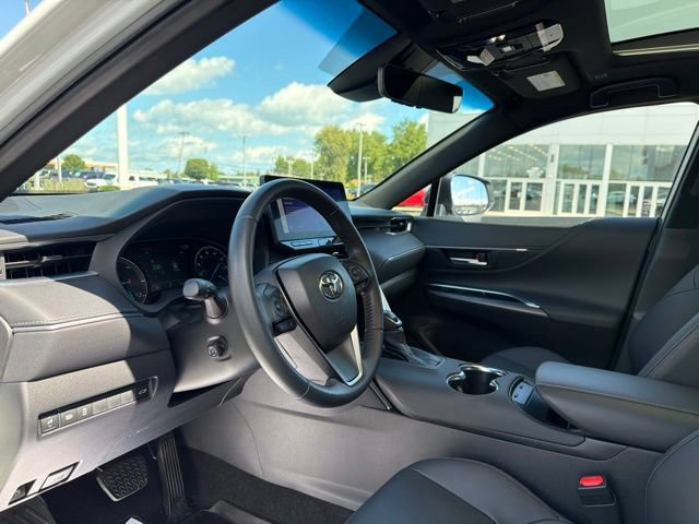 Certified 2024 Toyota Venza Nightshade AWD/4WD image 17
