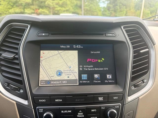 Used 2017 Hyundai Santa Fe Sport w/ 2.4L Tech Package 04 FWD image 9