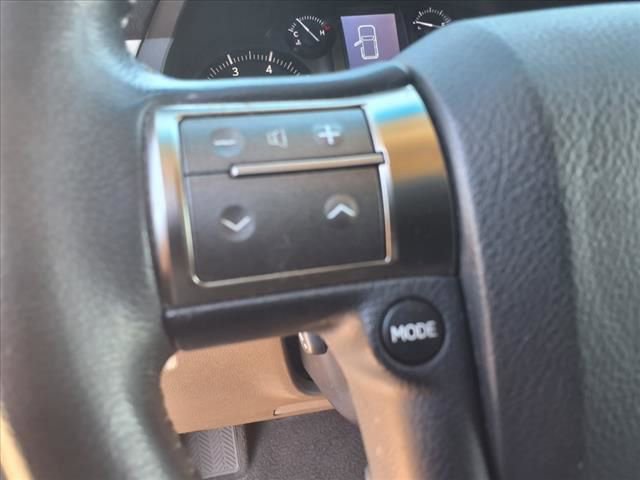 Used 2017 Lexus GX 460 w/ Navigation Package image 11