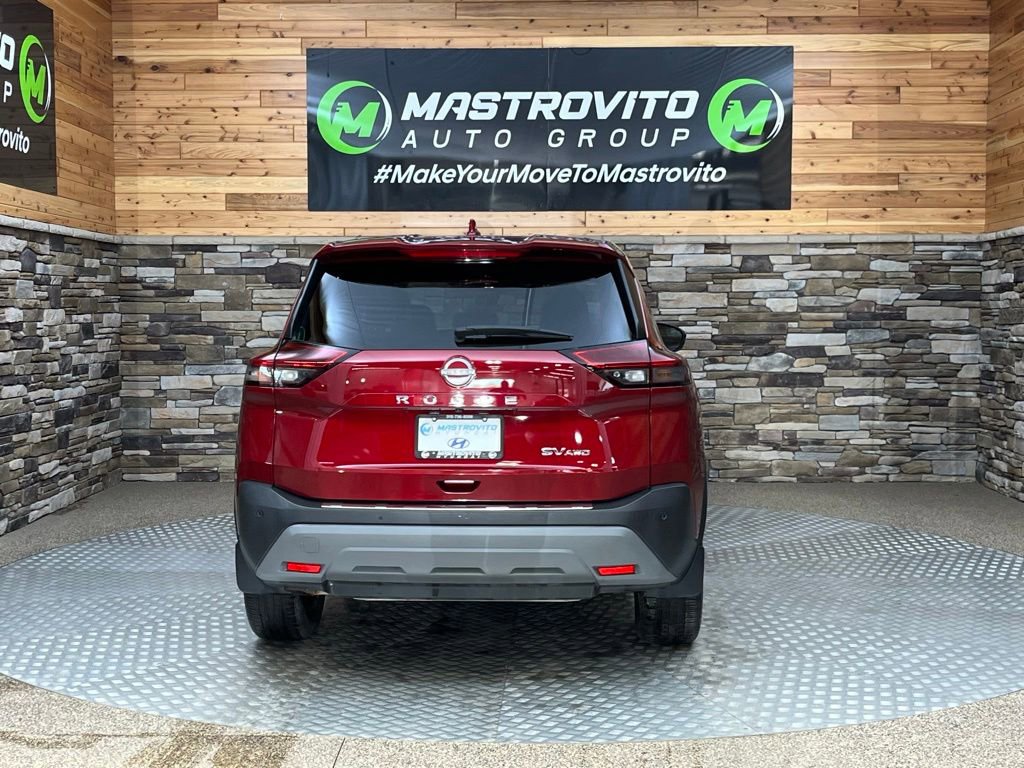 Used 2022 Nissan Rogue SV AWD/4WD image 11