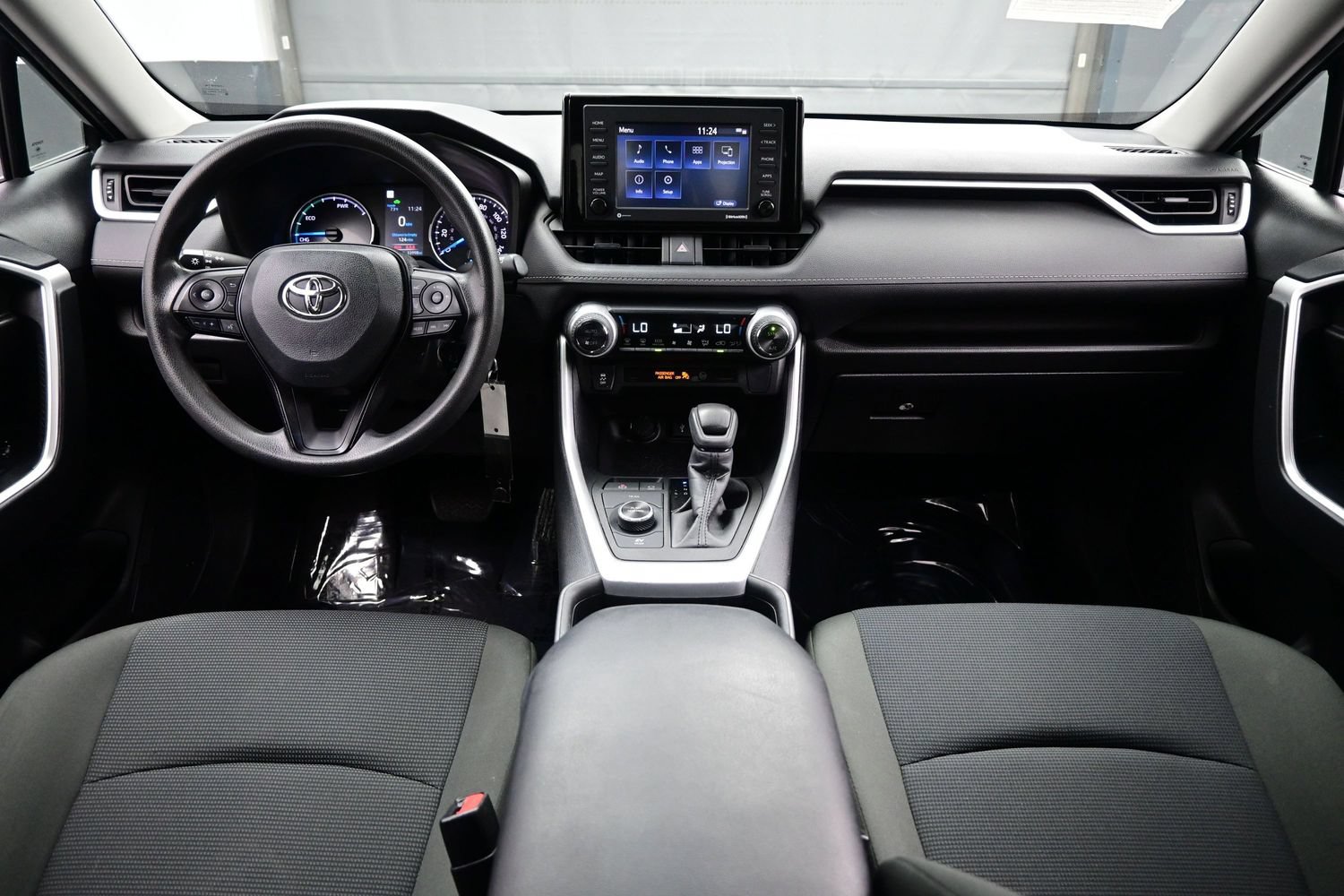 Used 2022 Toyota RAV4 LE AWD/4WD image 16