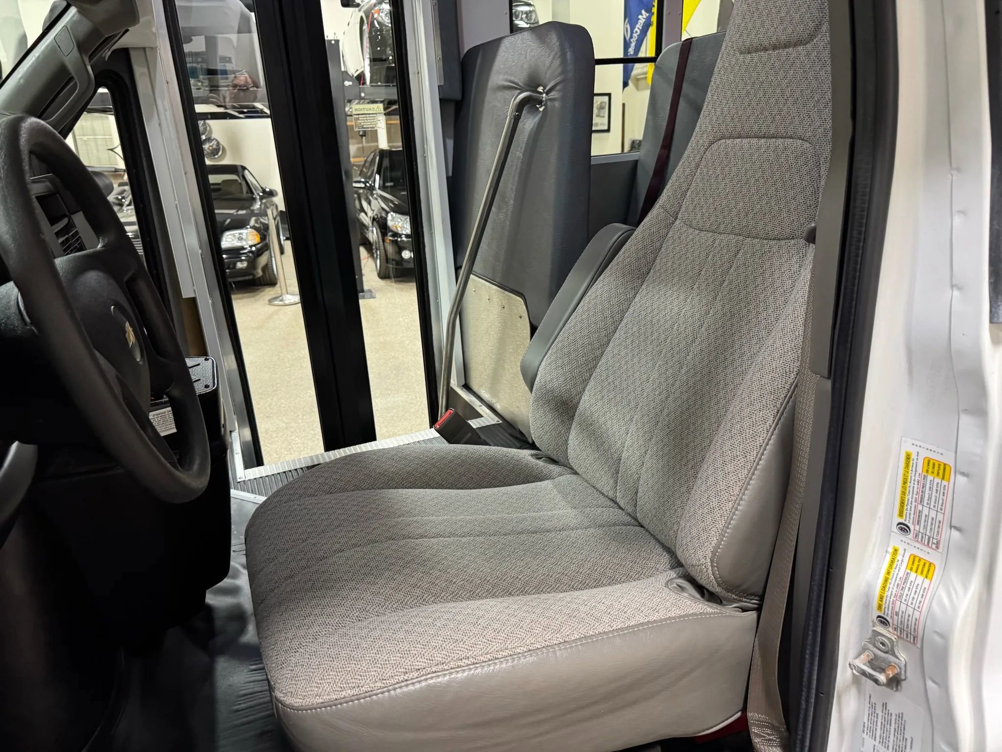 Used 2019 Chevrolet Express 3500 w/ School Bus Package image 31