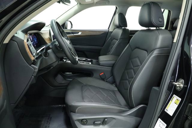 Used 2025 Volkswagen Atlas SE FWD image 29