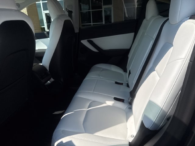 Used 2022 Tesla Model Y Long Range AWD/4WD image 20