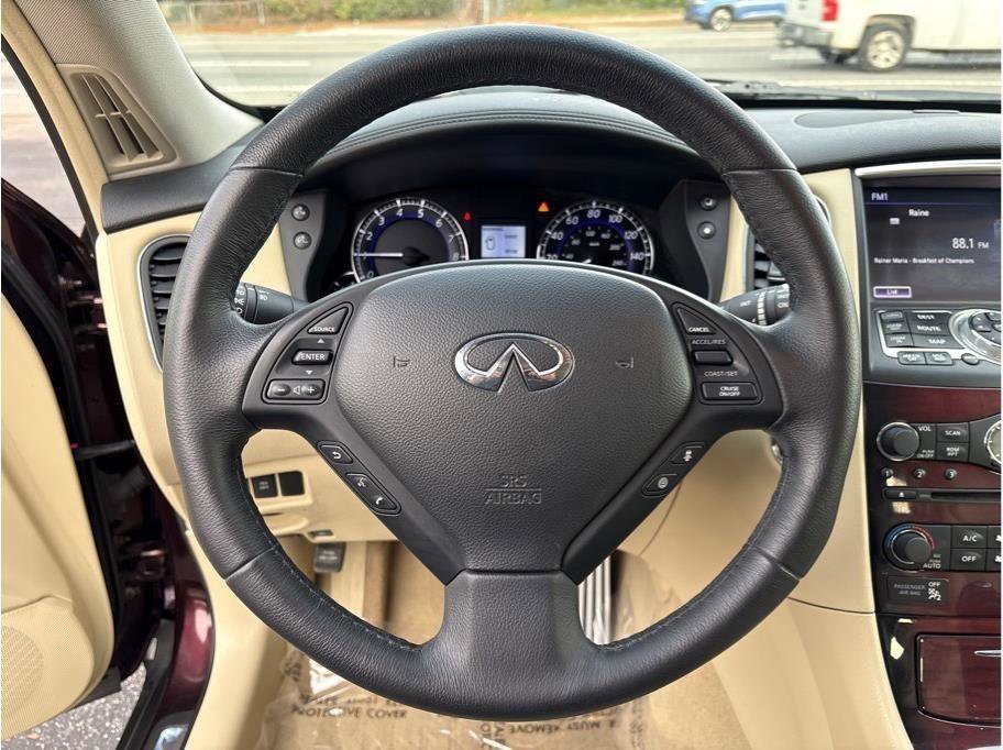 Used 2017 INFINITI QX50 AWD w/ Technology Package image 15