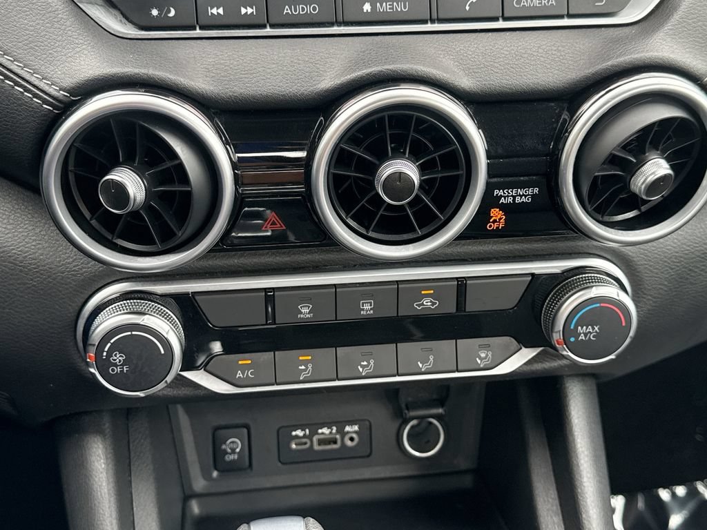 Used 2025 Nissan Sentra SV FWD image 16