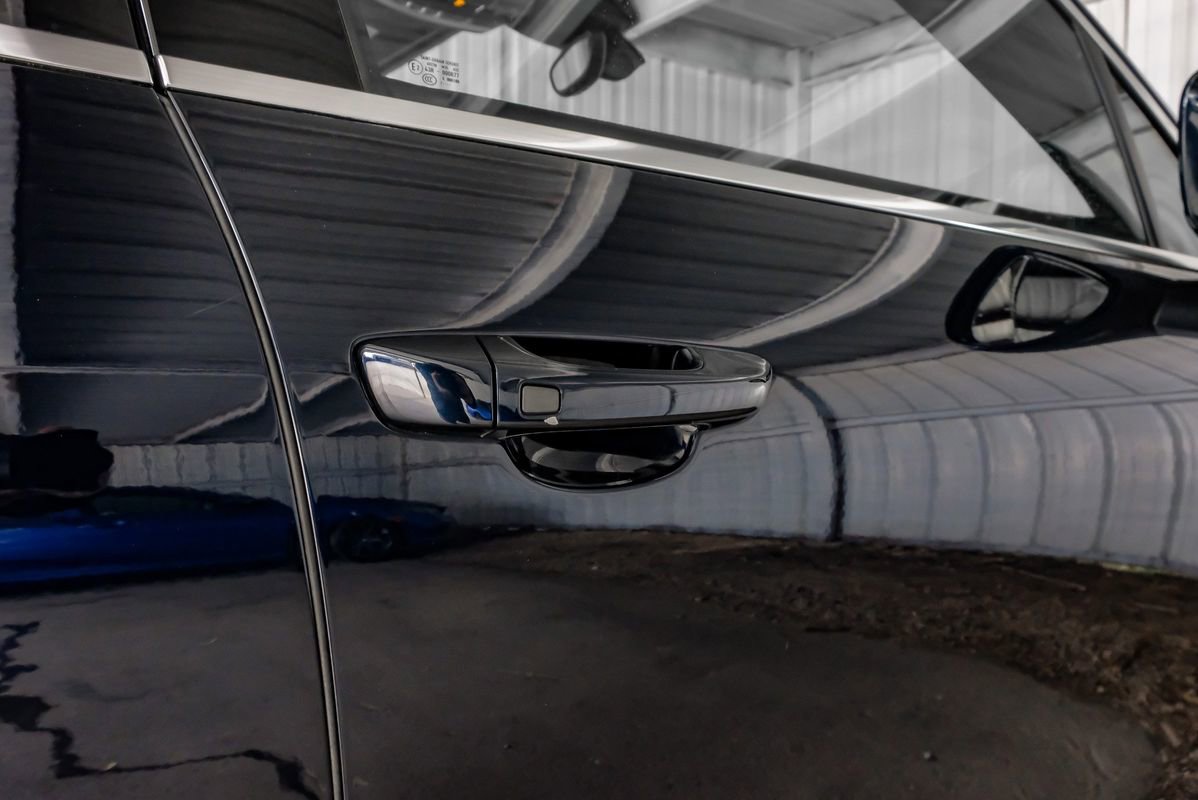 Used 2018 Porsche Cayenne Turbo image 41