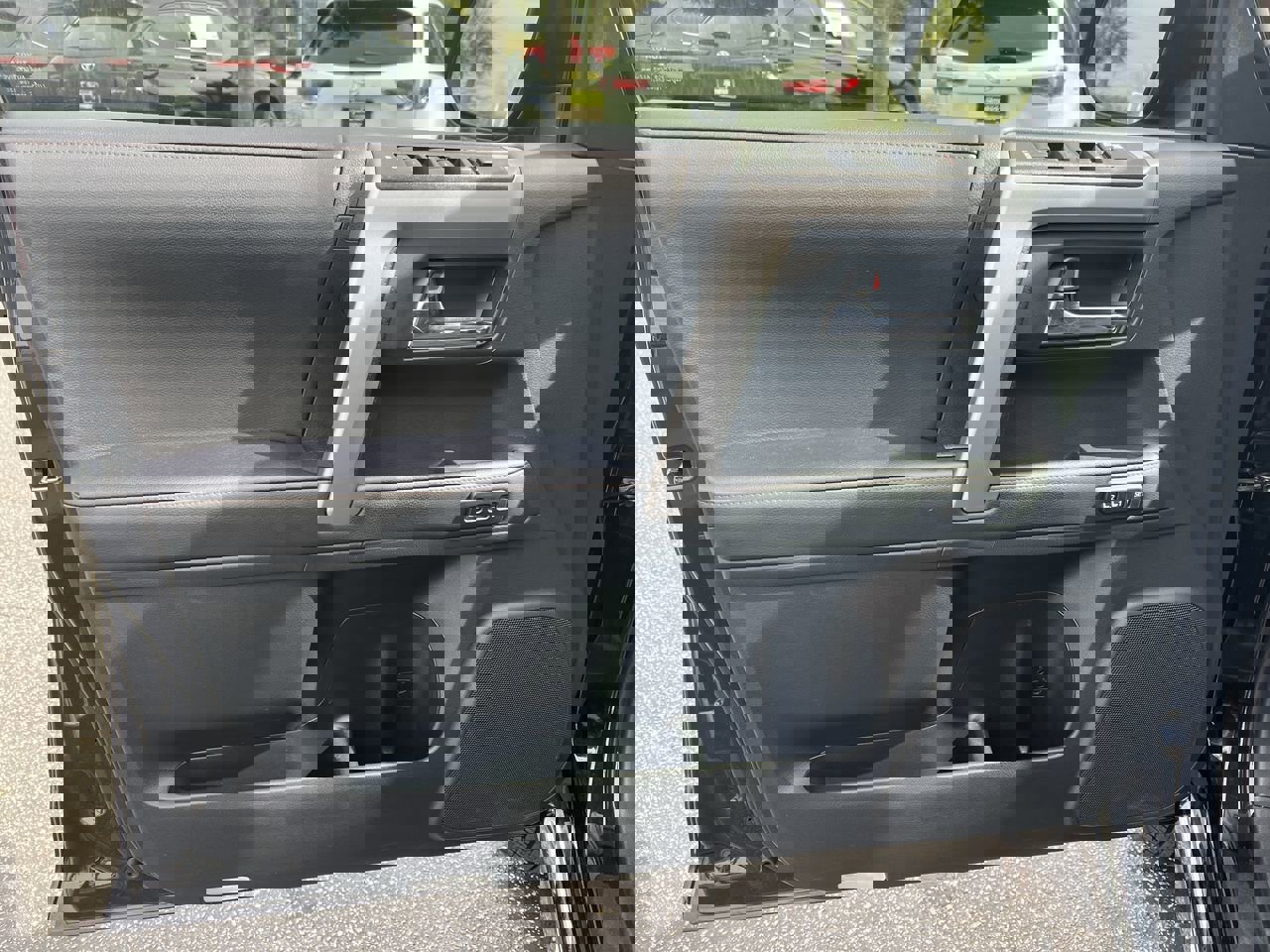 Used 2023 Toyota 4Runner Limited image 14