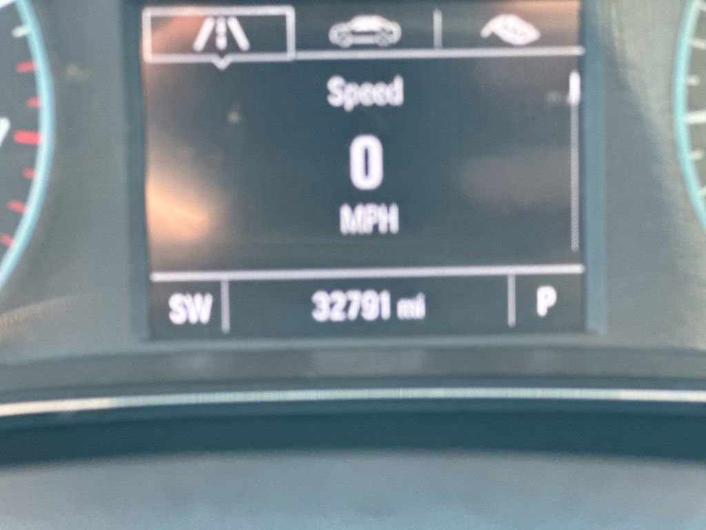 Used 2018 Chevrolet Cruze LT FWD image 13