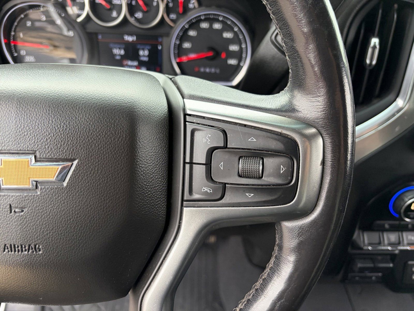 Used 2020 Chevrolet Silverado 2500 LT w/ All Star Edition AWD/4WD image 26