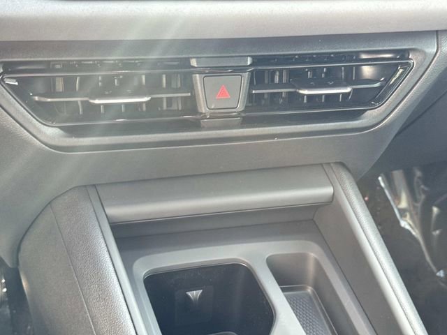 New 2026 Volkswagen Tiguan SE R-Line FWD image 21