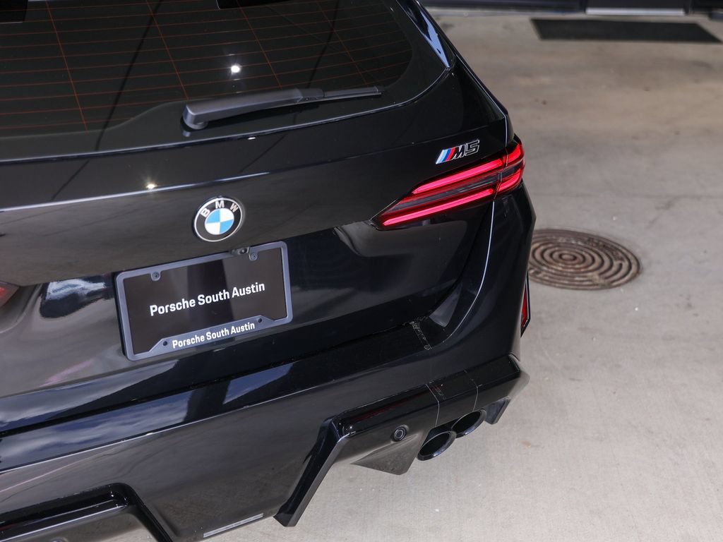 Used 2026 BMW M5 Touring AWD/4WD image 16
