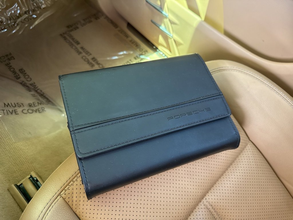 Used 2016 Porsche Cayenne image 23