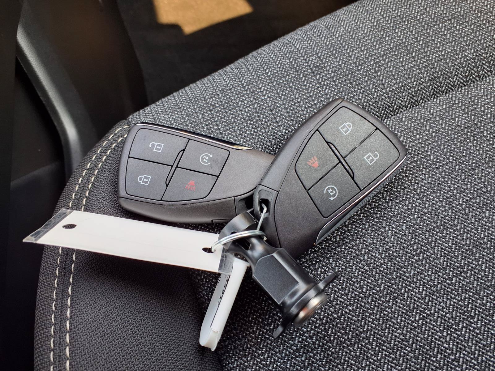 New 2027 GMC Terrain Elevation FWD image 11