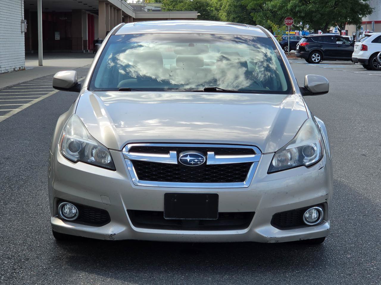 Used 2014 Subaru Legacy 2.5i Limited AWD/4WD image 2