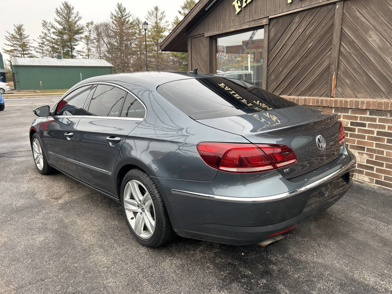 Used 2013 Volkswagen CC Sport image 2